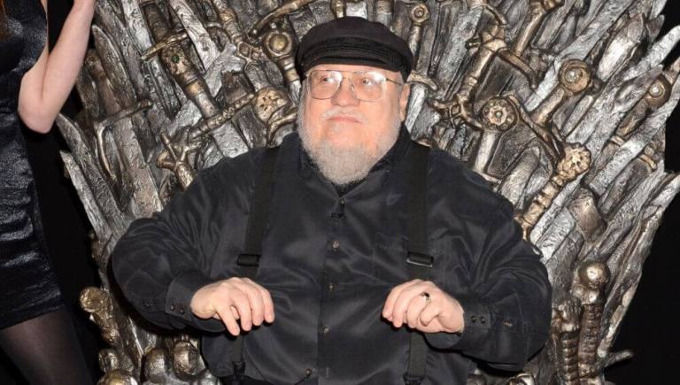 George R. R. Martin y otros escritores demandan a OpenAI por “robo sistemático”