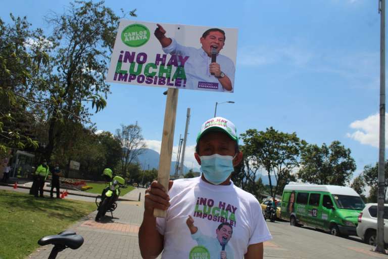 Durante la inscripción, el exgobernador de Boyacá se refirió a su origen campesino y a su objetivo de acabar con la desigualdad en el país.