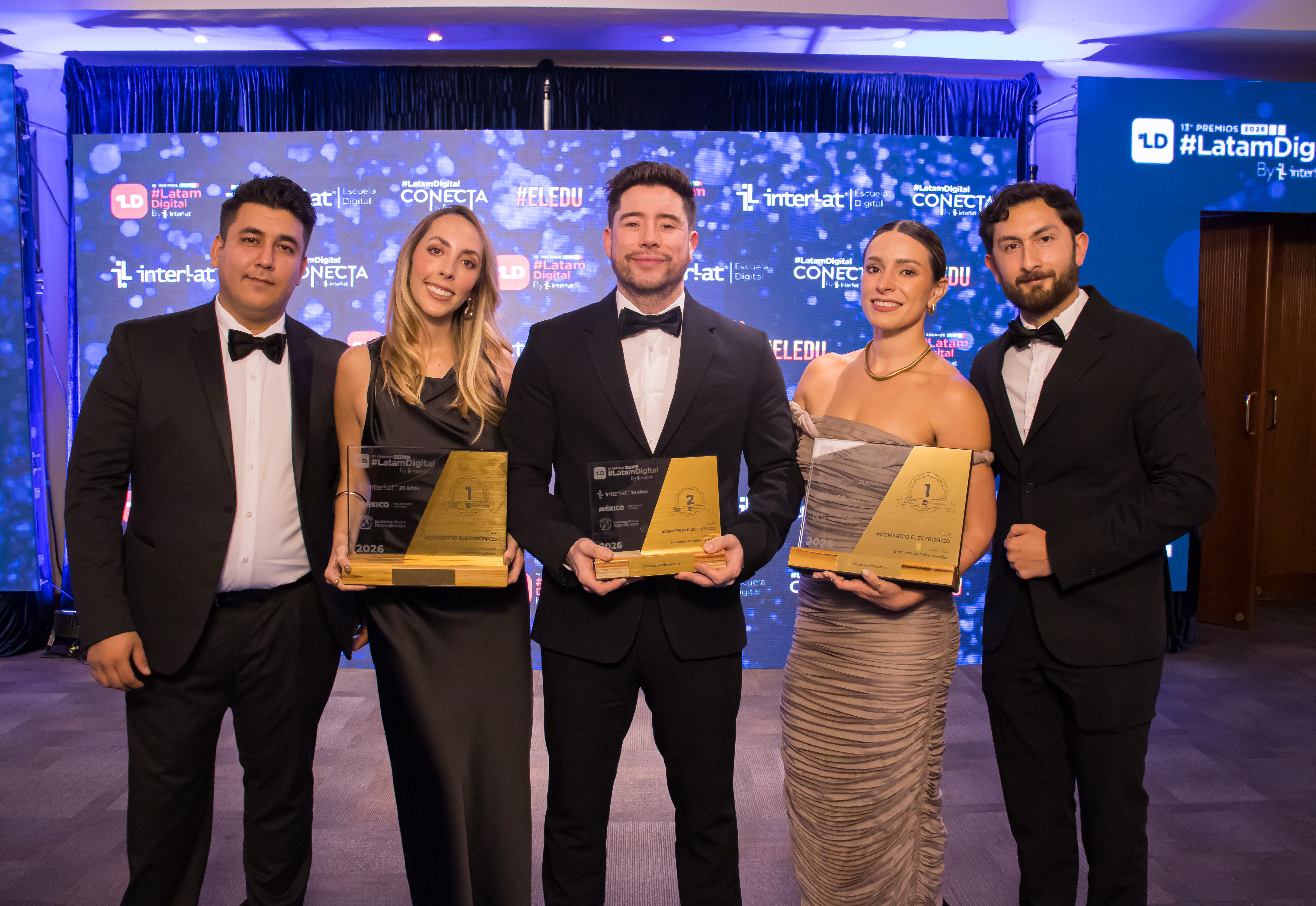 Participantes de la 13 edición de los Premios #LatamDigital