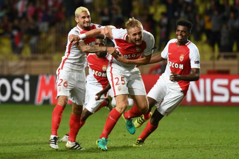 Glik marcó el tanto del empate. Foto: AFP