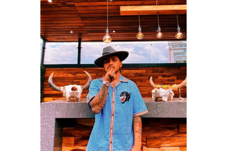 Christian Nodal revela la verdad tras las fusiones de su nuevo disco “Ayayai”
