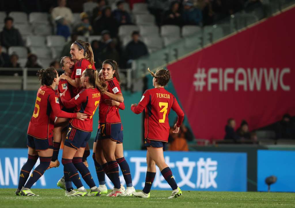 Auckland (New Zealand), 25/07/2023.- Team Spain players celebrate during the FIFA Women's World Cup group C soccer match between Spain and Zambia, in Auckland, New Zealand, 26 July 2023. (Mundial de Fútbol, Nueva Zelanda, España) EFE/EPA/HOW HWEE YOUNG