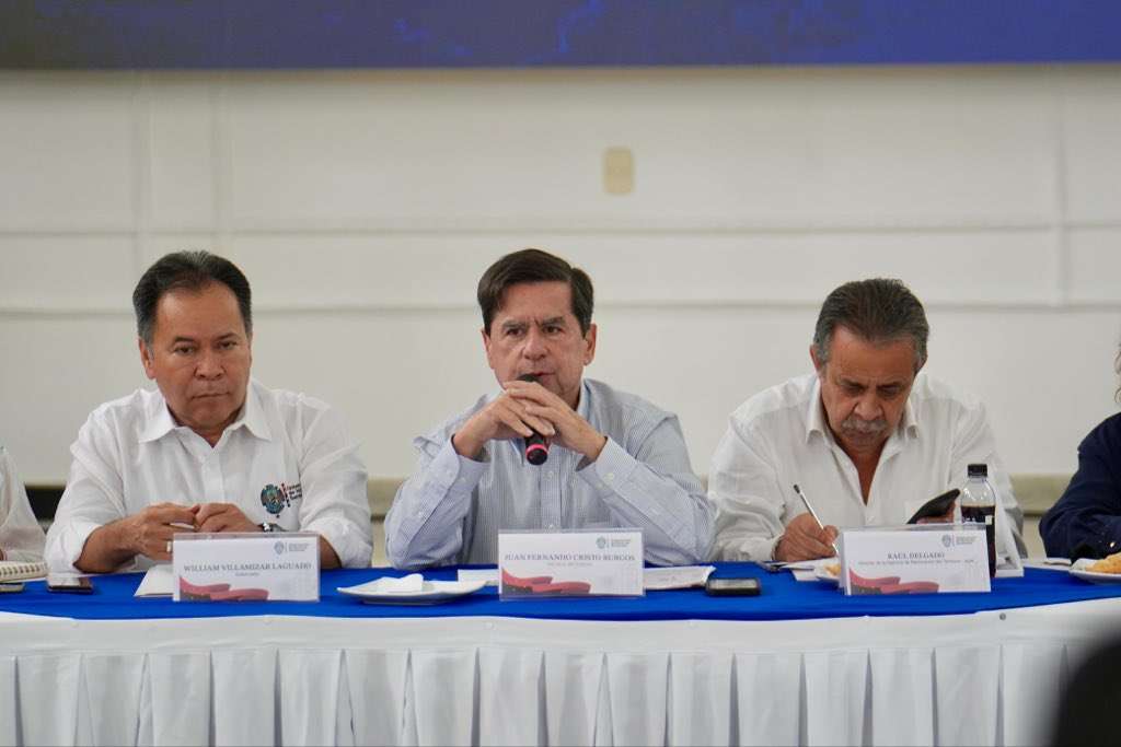 El ministro del Interior, Juan Fernando Cristo, se reunió con líderes sociales, alcaldes y la Gobernación de Norte de Santander.