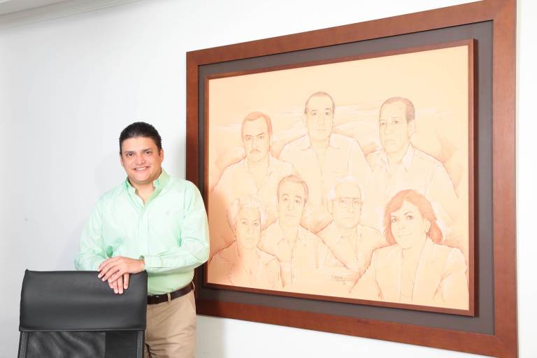Critican al nuevo Ministro de Ciencia por nombrar como referente científico a Manuel Elkin Patarroyo