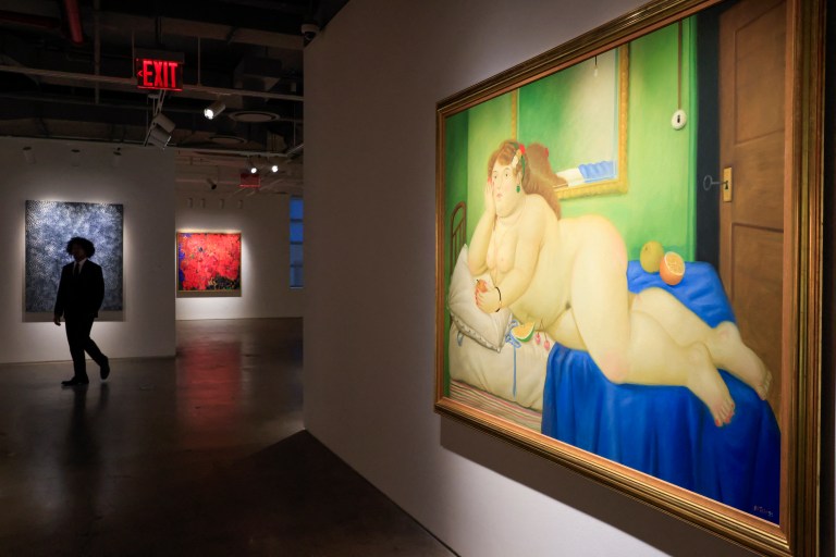 Obras de Magritte, Ruscha y Botero podrían romper récords en subastas