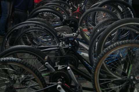 Recuperan 60 bicicletas hurtadas tras allanamientos a locales en Kennedy