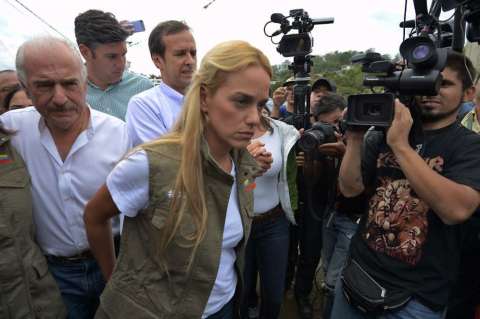 "A los venezolanos nos encantaría tener un presidente como usted": Lilian Tintori a Pastrana
