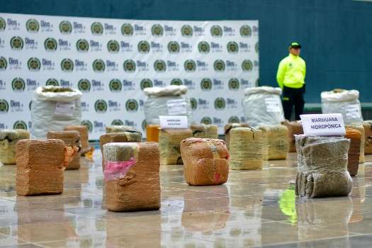En cuatro operativos las autoridades lograron la incautación de 945 kilos de marihuana. 2.472 personas han sido capturadas este año por tráfico de estupefacientes