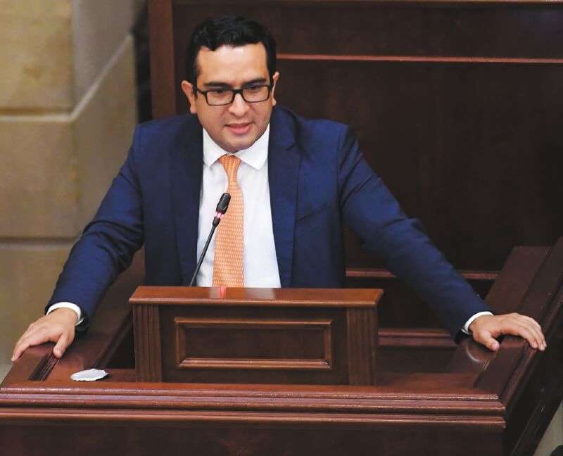 El representante Edward Rodríguez, del Centro Democrático, en la plenaria del lunes pasado. / Cristian Garavito