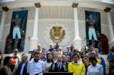 Unión Europea, EE. UU. y OEA reprueban "ruptura del orden constitucional" en Venezuela