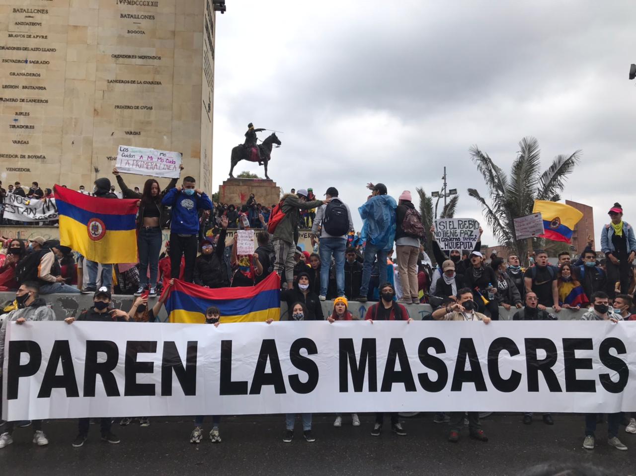 Paro Nacional: masivo plantón en el monumento a los héroes