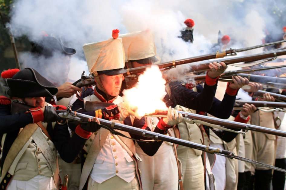 Fotografía de un festival en honor al Napoleón que se lleva a cabo en República Checa./ AFP