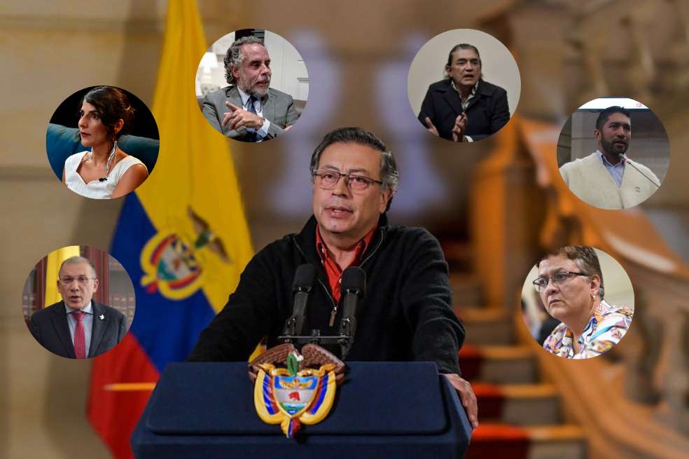 Entre los funcionarios del presidente Gustavo Petro (centro) están, de izquierda a derecha, Roy Barreras, Irene Vélez, Armando Benedetti, Gustavo Bolívar, César Pachón y Luz María Múnera.