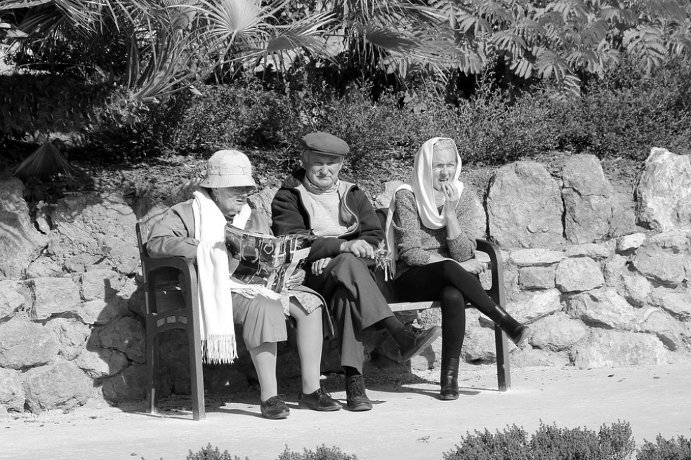 El 83% de los ancianos no usa los zapatos correctos. / Max Pixel