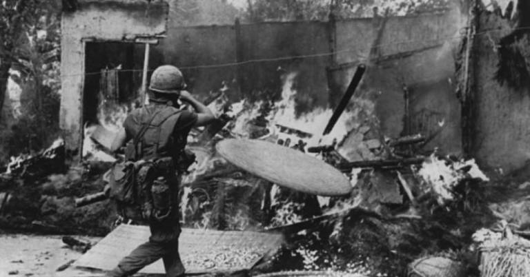La masacre de My Lai, Nixon y una canción de protesta
