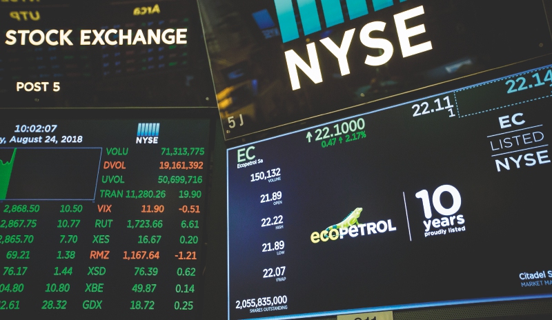 Ecopetrol celebró 10 años en la Bolsa de Nueva York en agosto pasado. Allí se cotiza en dólares y el viernes pasado cerró en US$24,78. / Bloomberg