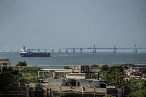 La mitad de los venezolanos cree que EE. UU. se va a beneficiar más del plan petrolero