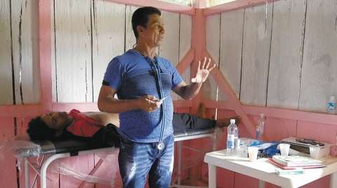 Sin EPS ni salud: Así capacitan civiles en el Bajo Atrato para atender emergencias