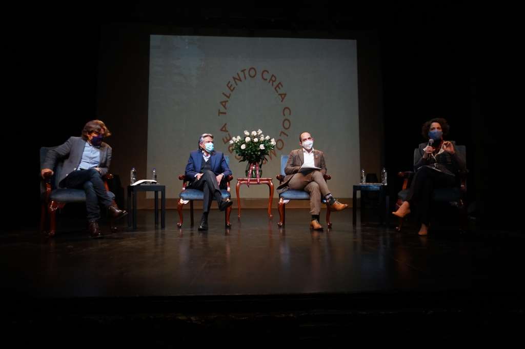 Nicolás Montero, Secretario de Cultura de Bogotá; Ramiro Osorio, director del Teatro Mayor Julio Mario Santo Domingo; Felipe Buitrago, ministro de Cultura y Amalia de Pombo, directora de artes del Ministerio de Cultura.