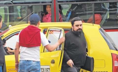 Nuevamente, taxistas agredieron a pasajeros de Uber