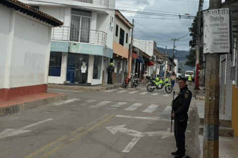 Policía aclara que subgerente de Bancolombia no tenía cinturón bomba en el robo