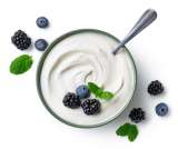 Aquí está el paso a paso para preparar un yogur griego casero