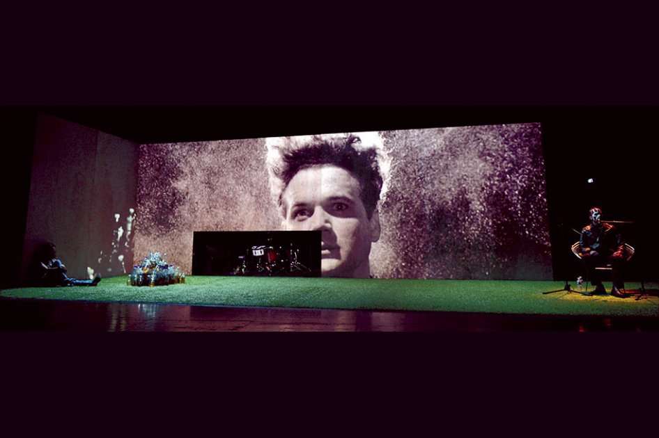 Imagen correspondiente al montaje “Flame”, del dramaturgo Rodrigo García. / Archivo particular