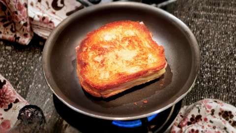 Receta para preparar sánduches de queso en sartén