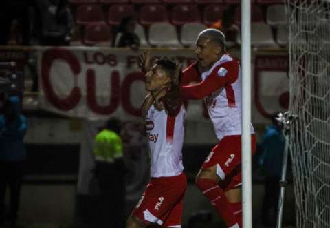 Santa Fe cortó la racha de empates y en el último minuto consiguió sus primeros tres puntos
