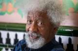 El premio nobel Wole Soyinka es víctima de una estafa en Rumanía