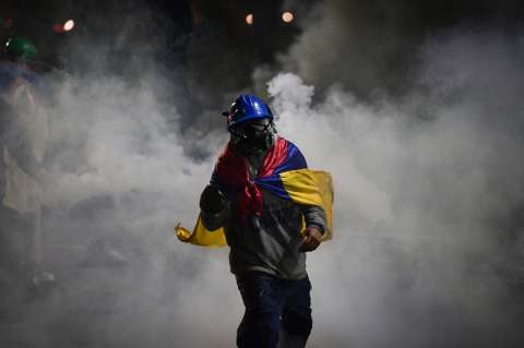 “Este Gobierno no va a salir a las calles a asesinarlos”, Congreso a víctimas del Paro