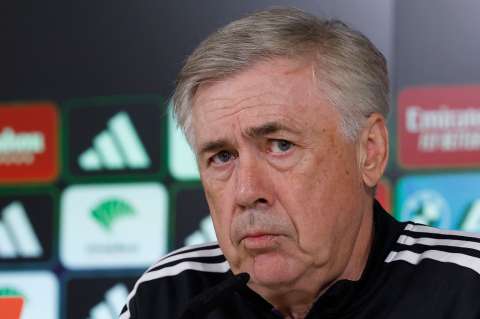 Ancelotti, denunciado en Fiscalía por acusaciones de racismo en defensa de Vinícius