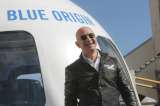 Jeff Bezos dice que gastará ganancias de Amazon en viajes espaciales