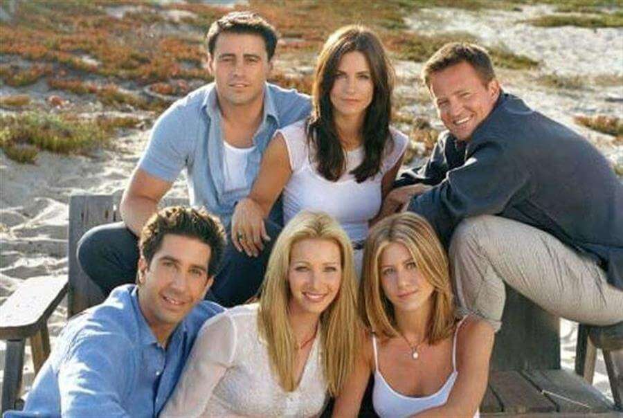 Esta propuesta de "Friends" forma parte de "All In Challenge", una iniciativa en la que varias celebridades subastan experiencias con el fin de recaudar donaciones para varias causas solidarias que tratan de paliar los efectos de la pandemia. / EFE