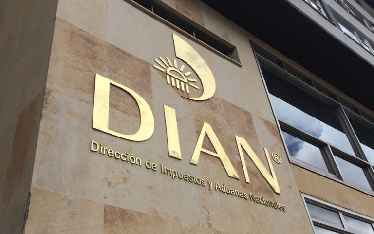 Por día cívico, DIAN cambió plazos para pagar obligaciones tributarias en marzo