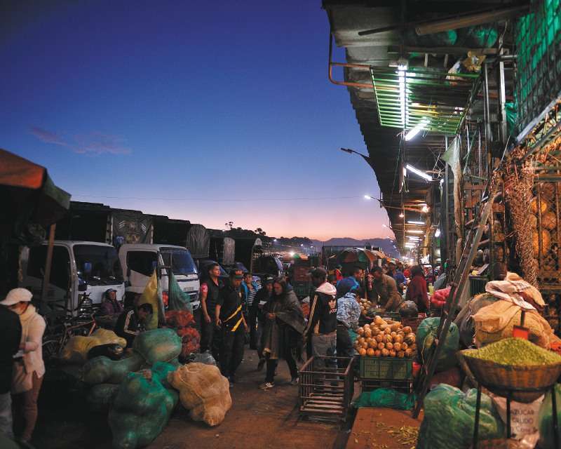 A través de un comunicado, la cartera señaló que, hasta el momento, no hay desabastecimiento de alimentos en el país. Imagen de referencia. / Mauricio Alvarado