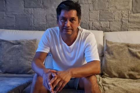 Orlando Navas, cocinando platos y producciones