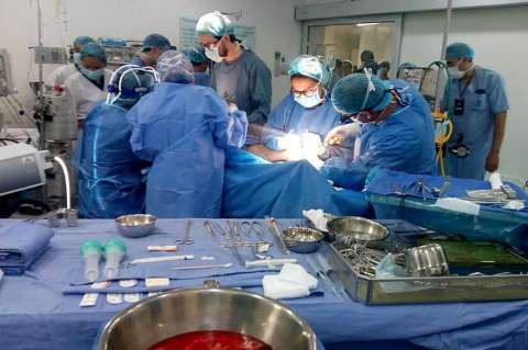 Hospital universitario de la Nacional realiza su primera cirugía de corazón abierto