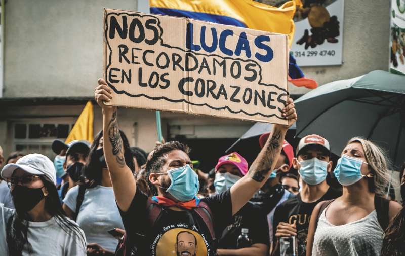El estudiante pereirano Lucas Villa se convirtió en símbolo de la protesta pacífica durante el paro nacional. / Santiago Ramírez