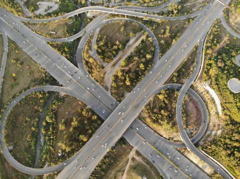 Una apuesta empresarial por llevar infraestructura y desarrollo a las regiones