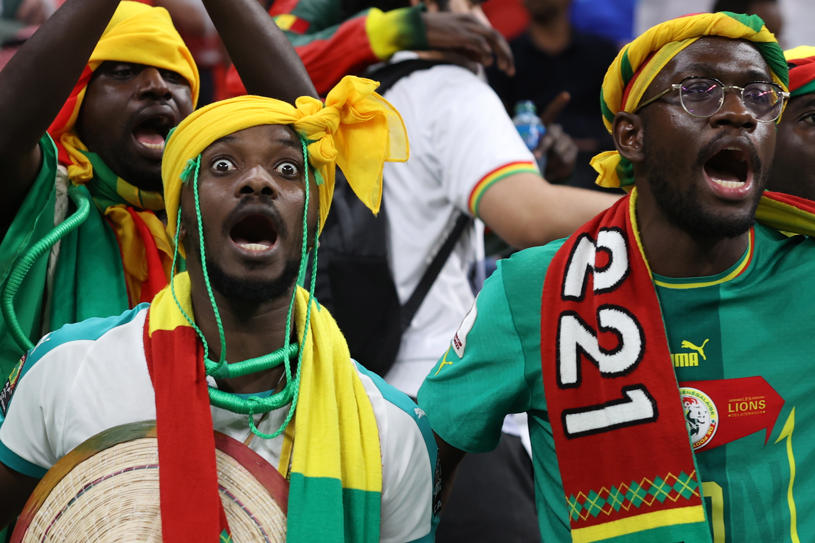 Al Khor (Qatar), 04/12/2022.- Supporters of Senegal before the FIFA World Cup 2022 round of 16 soccer match between England and Senegal at Al Bayt Stadium in Al Khor, Qatar, 04 December 2022. (Mundial de Fútbol, Catar) EFE/EPA/Tolga Bozoglu