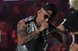 Wisin demanda a exmánager por más de un millón de dólares