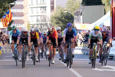 Ethan Vernon ganó la etapa 2 de la Vuelta a Cataluña: ¿y los colombianos?