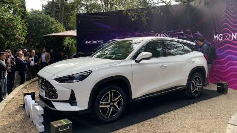 MG presentó los modelos RX5 y ONE como parte de la celebración de sus 100 años