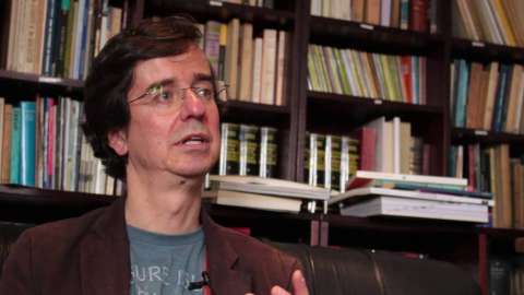 "Los elogios de la tribu", o las vísceras de la literatura