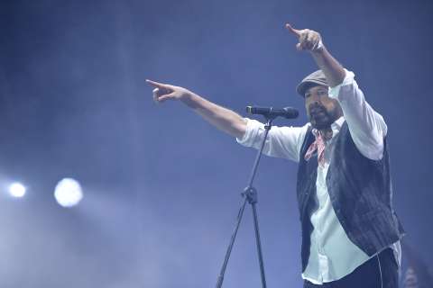 Las 50 mejores canciones de amor en español para dedicar y recordar