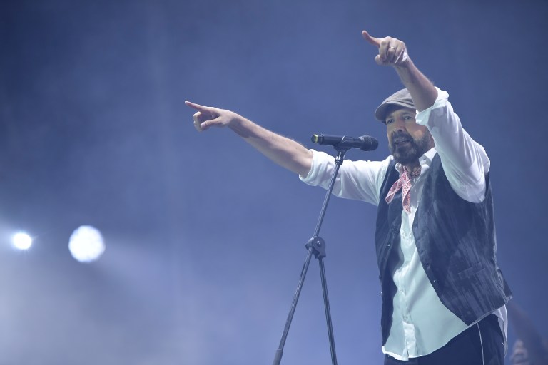 Las 50 mejores canciones de amor en español para dedicar y recordar