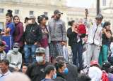 Alcaldía denuncia uso de menores para pedir ayudas mediante "vías de hecho"
