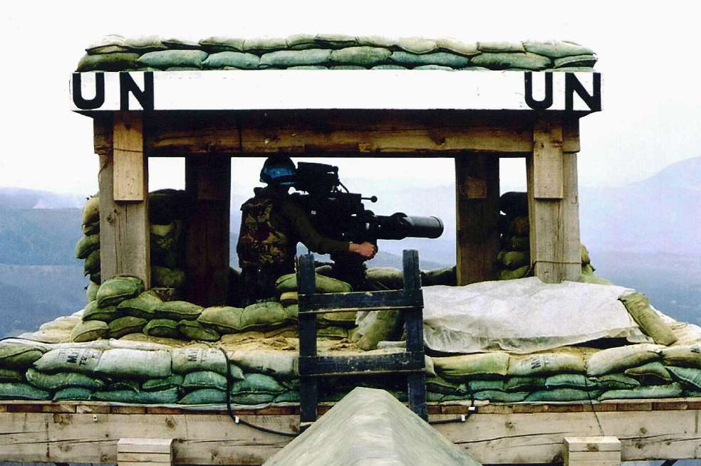 Docientos cascos azules de nacionalidad holandesa custodiaban el lugar de la masacre / AFP