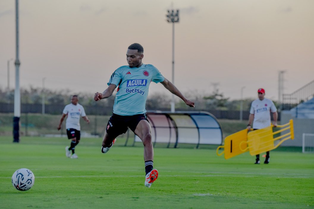 La selección sub 23 de Colombia en entrenamiento